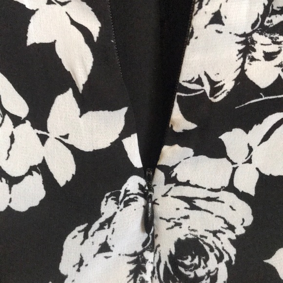 Love... Ady Floral Romper from Nordstrom Rack - Picture 10 of 12